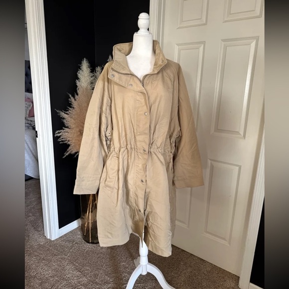 NWT Gap Oversized Nylon Parka in Khaki tan
size XXL - Picture 6 of 12